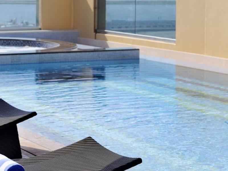 شقق ماريوت الفندقية , الجداف دبي المظهر الخارجي الصورة Infinity pool