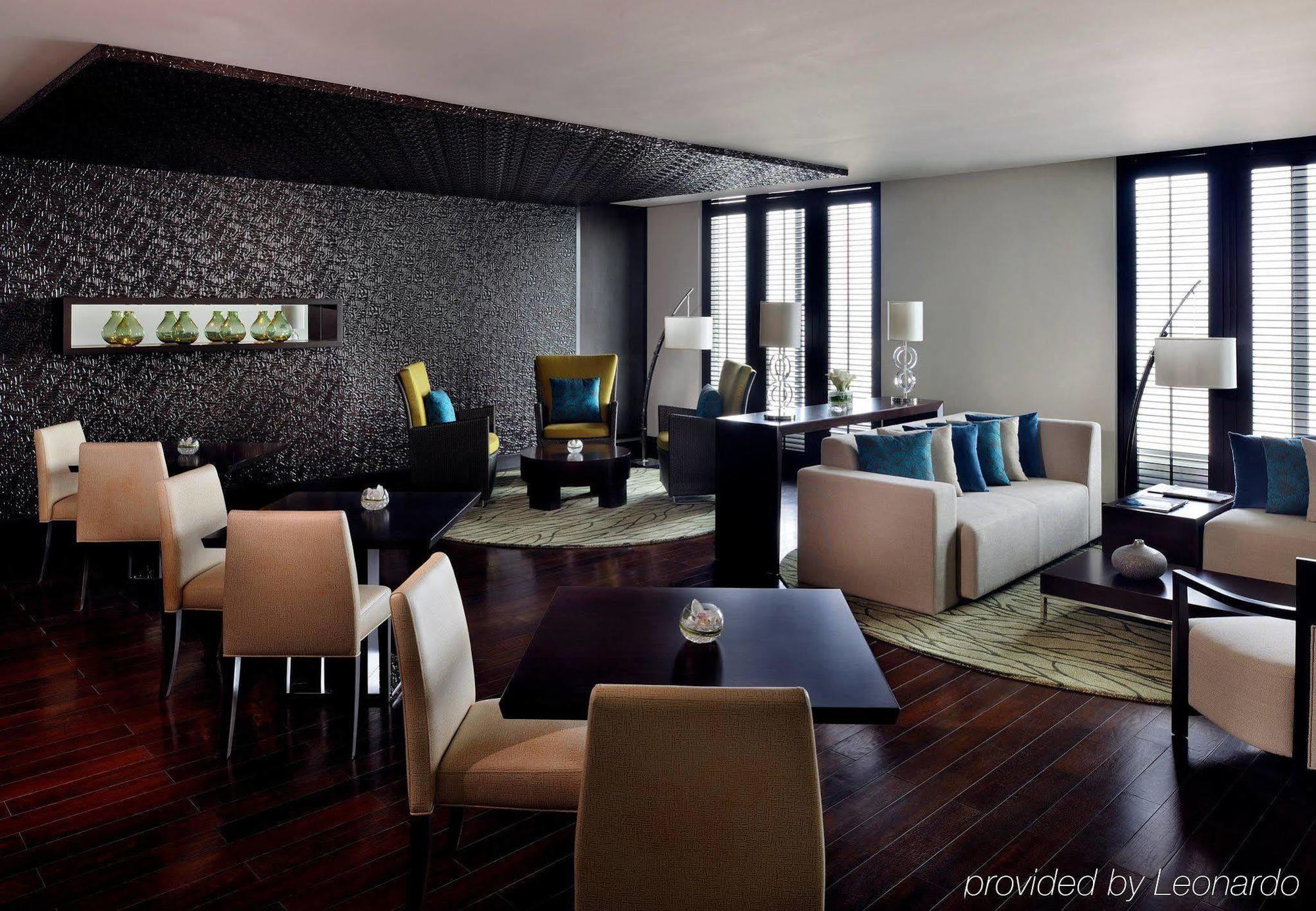 شقق ماريوت الفندقية , الجداف دبي المظهر الخارجي الصورة The lounge at the airport