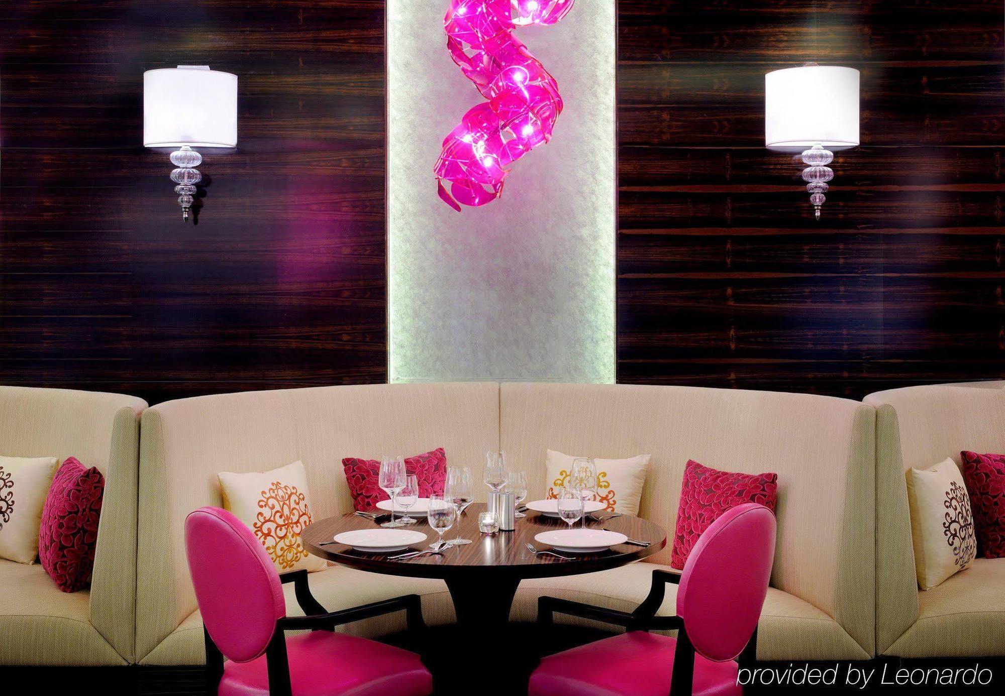 شقق ماريوت الفندقية , الجداف دبي المظهر الخارجي الصورة The interior of the restaurant